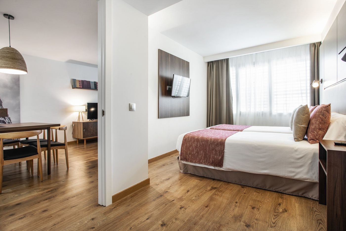 Aptos-Eurobuilding-2-Room-22