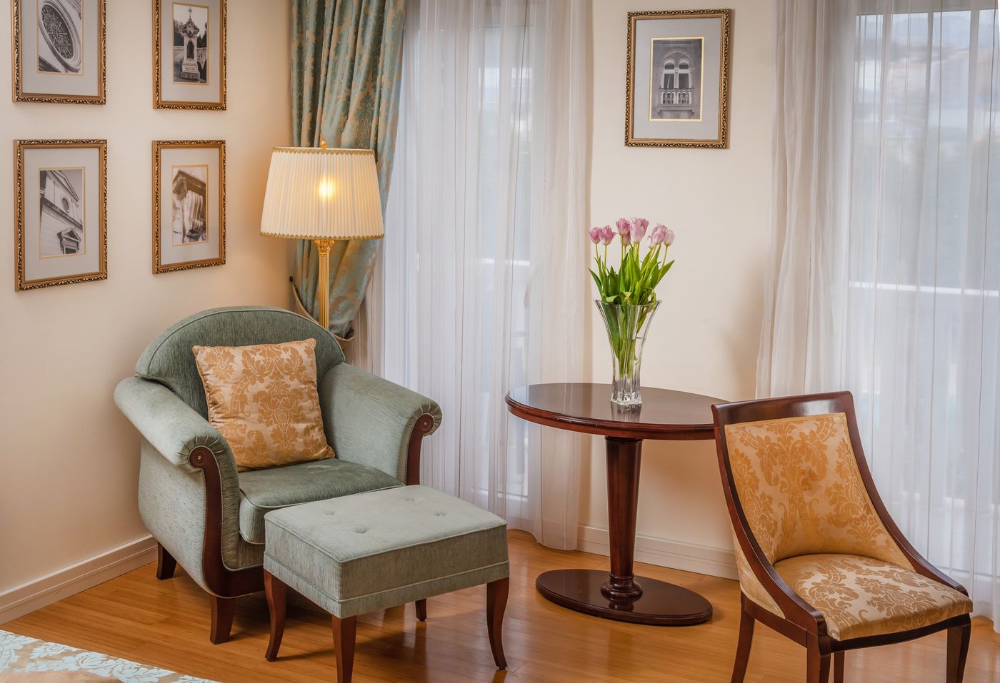 President-Solin-Room-28