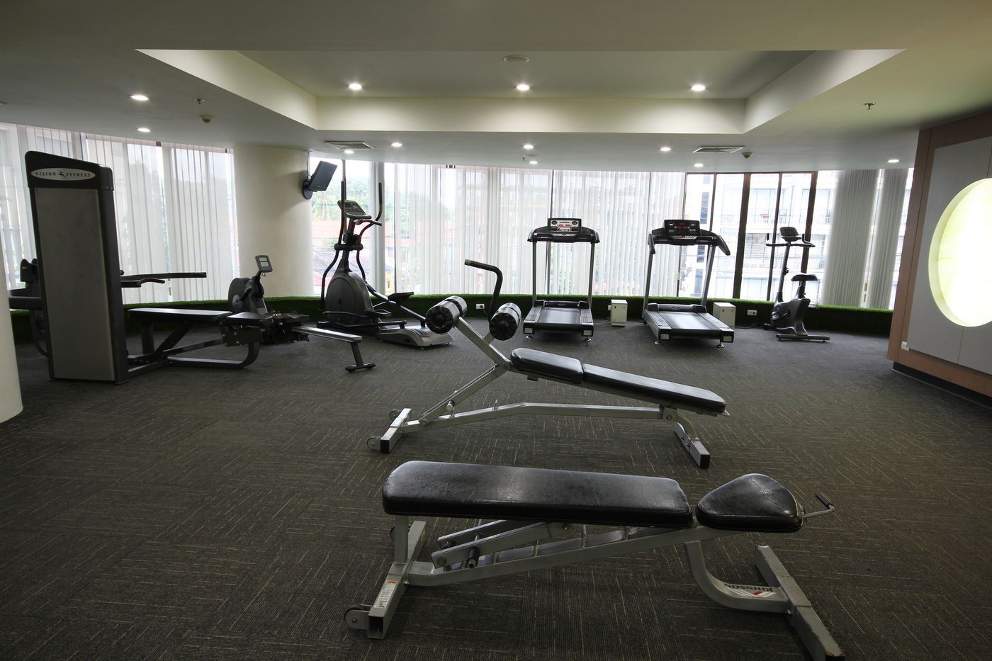 Deevana-Plaza-Phuket-Sports-and-Entertainment-65