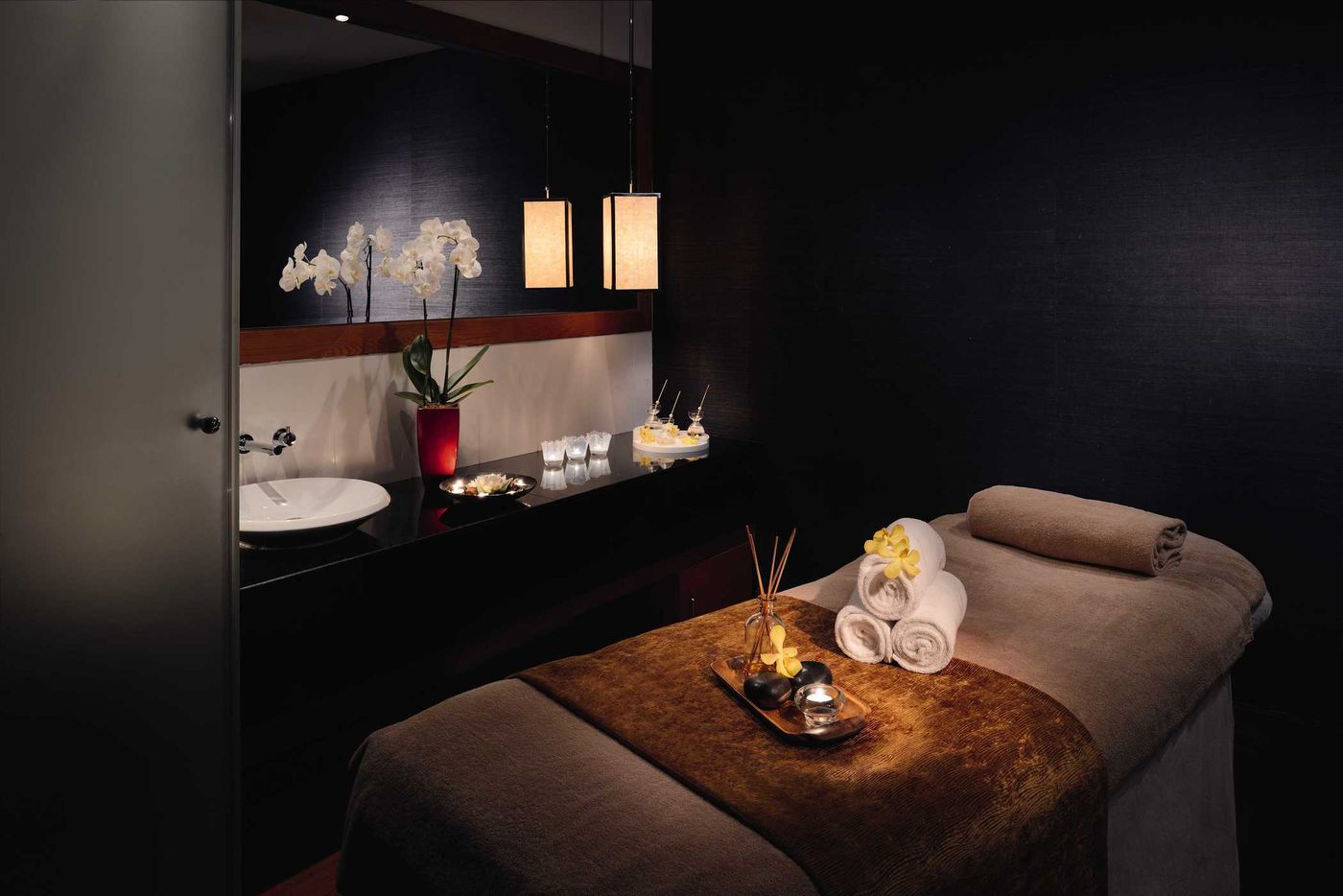 Movenpick-Jumeirah-Beach-Sports-and-Entertainment-80