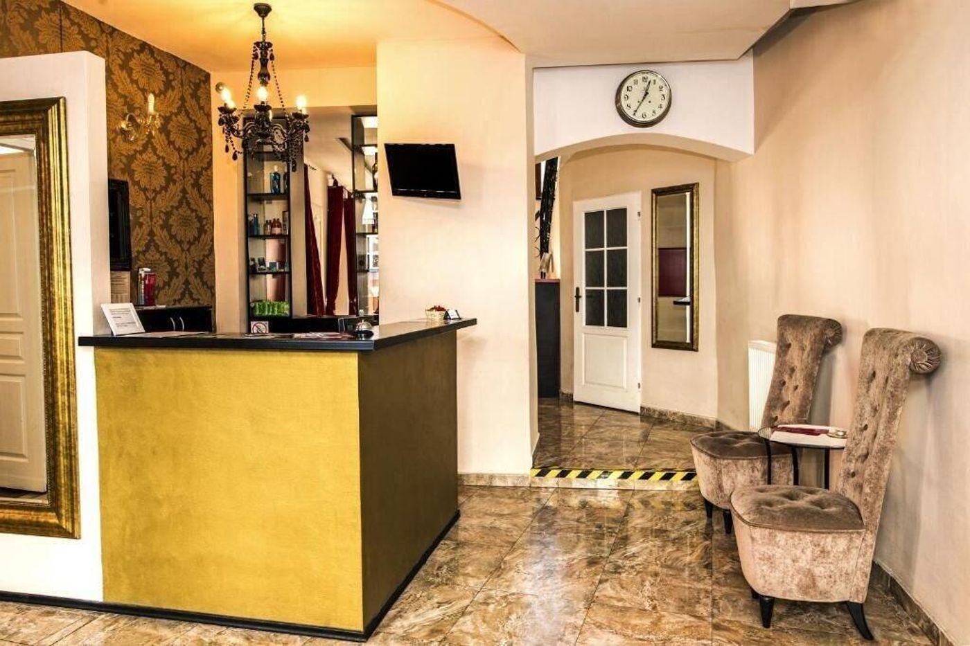 Garni Hotel Virgo-Slovakia-BRATISLAVA-Lobby-9