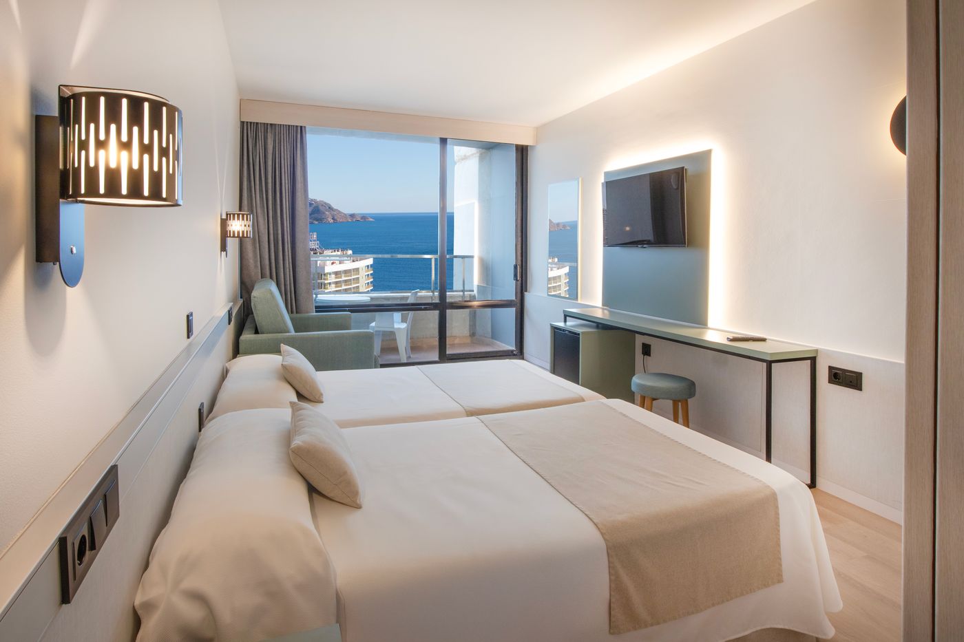 24.04.25 Gran Hotel Bali