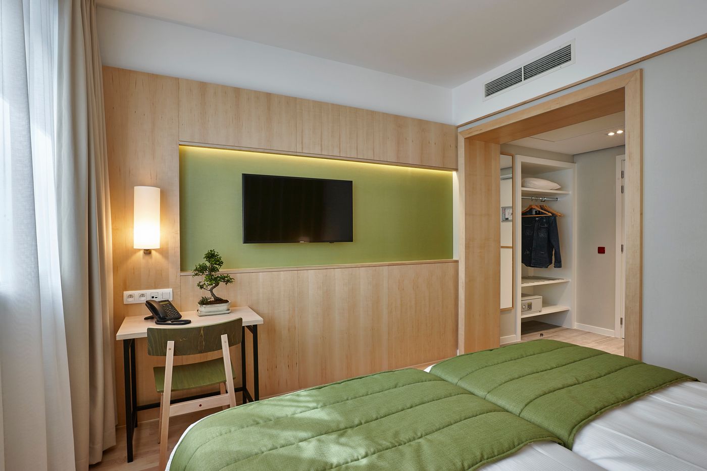 Yadoya-Hotel-Room-27