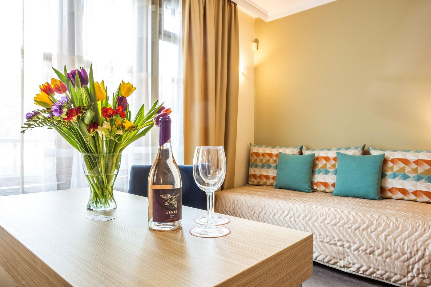 Hotel Geneva-Bulgaria-Sofia-General view-1