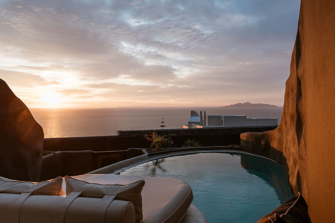 One-Of-One-Hotel-Room-61