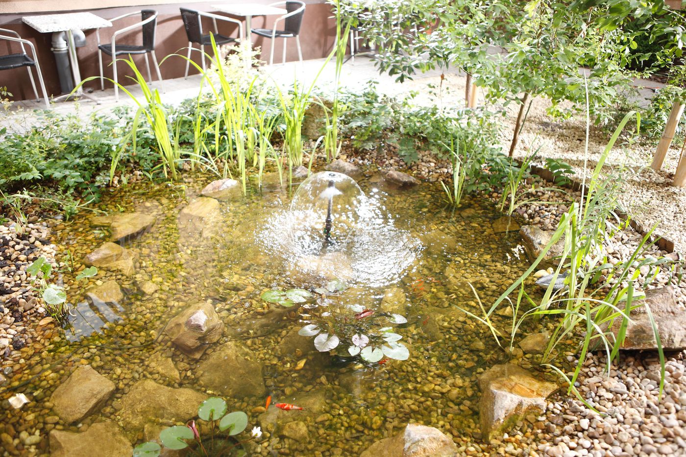 Six-Inn-Hotel-Terrace-10