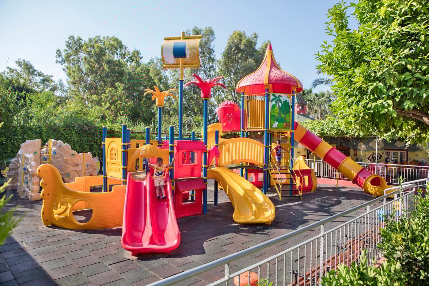 SAPHIR HOTEL & VILLAS 6