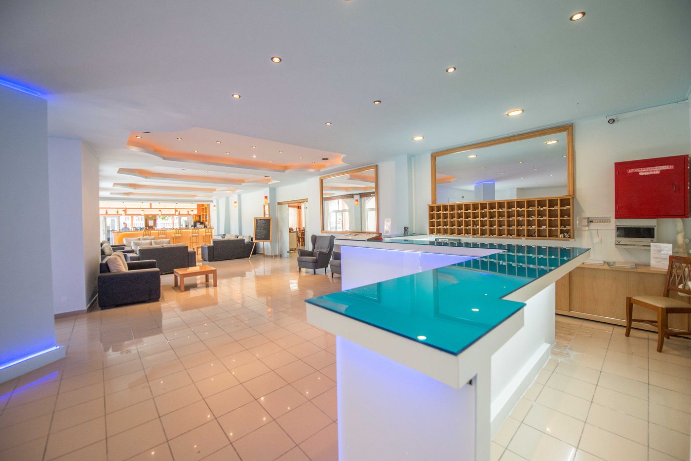 Silver-Beach-Hotel-and-Annexe-Apartments---Adults-Only-Lobby-41