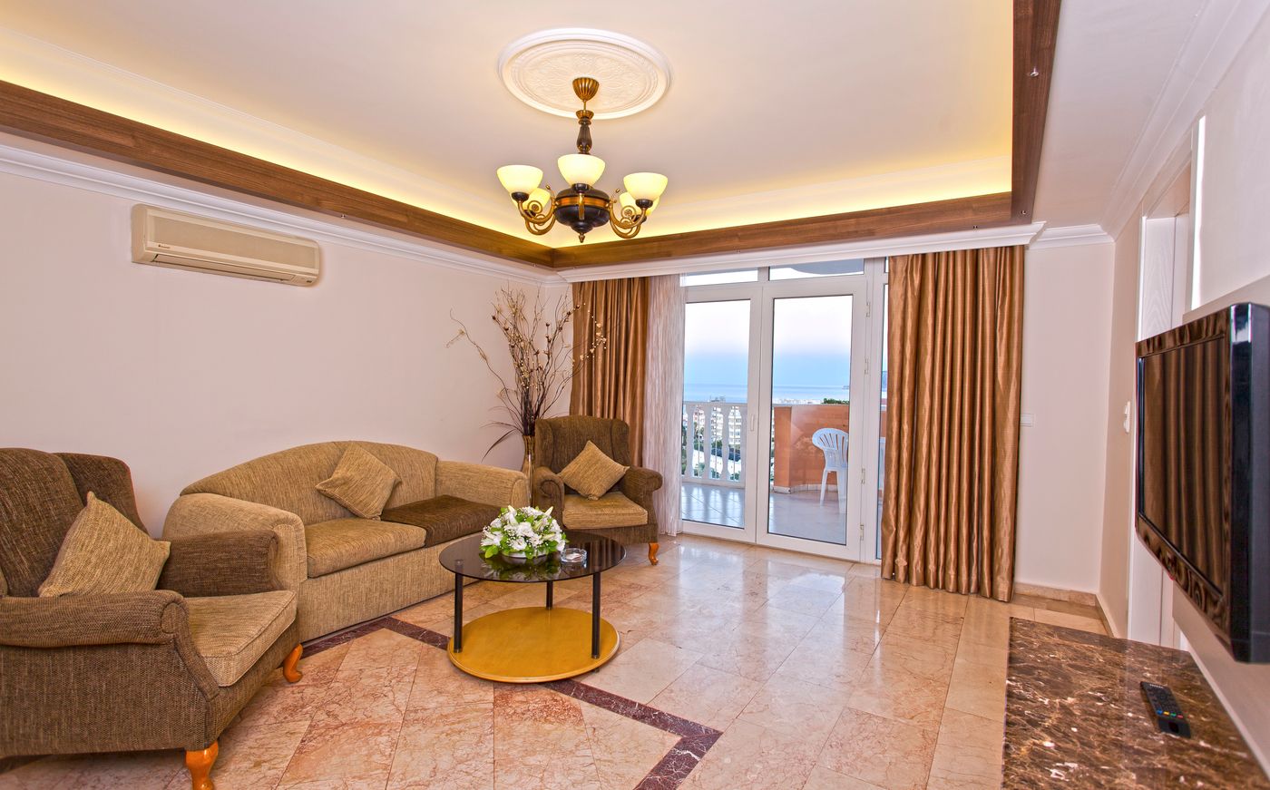 Club Paradiso Resort