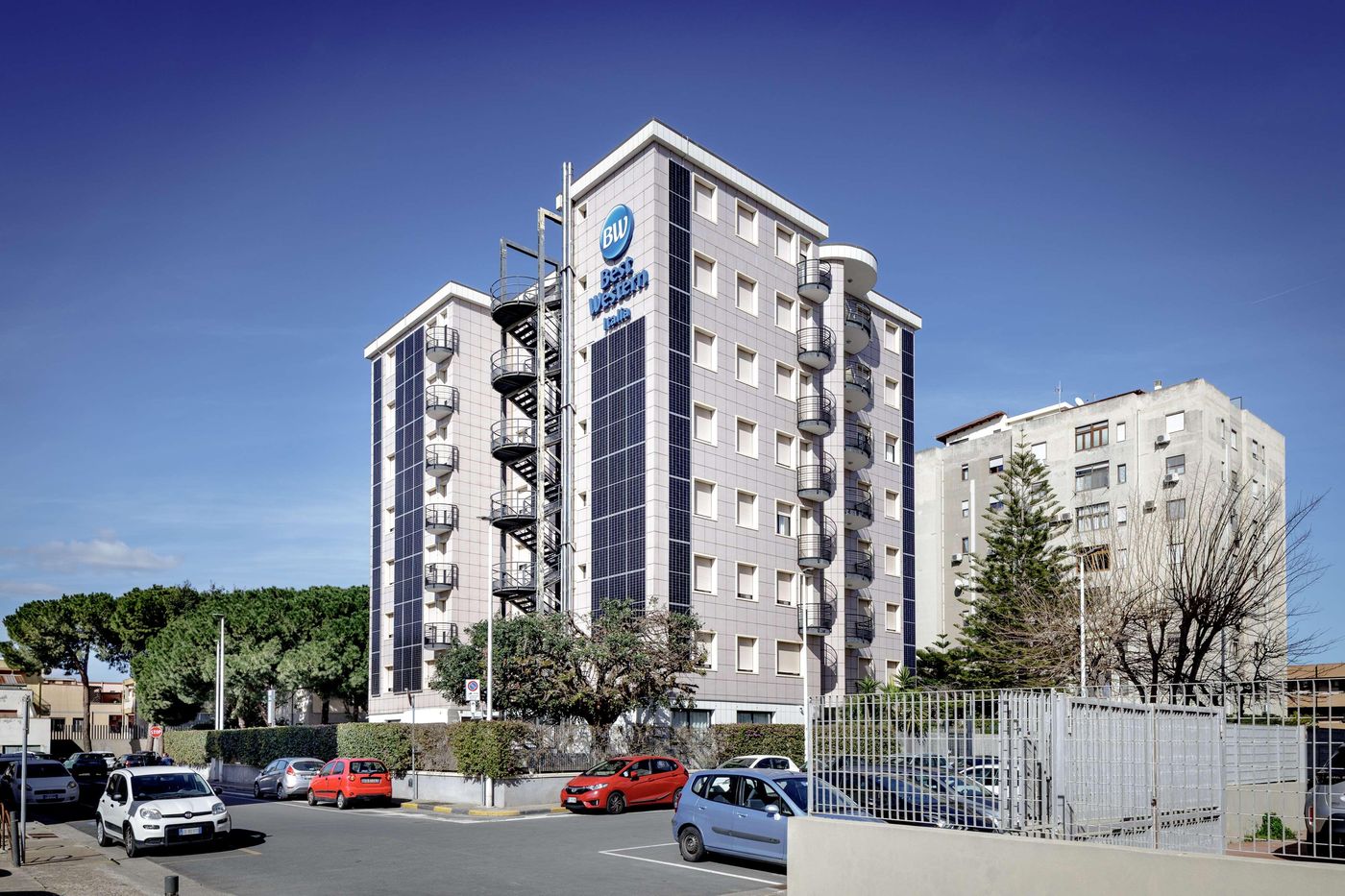 BEST-WESTERN-Hotel-Residence-Italia-General-view-1