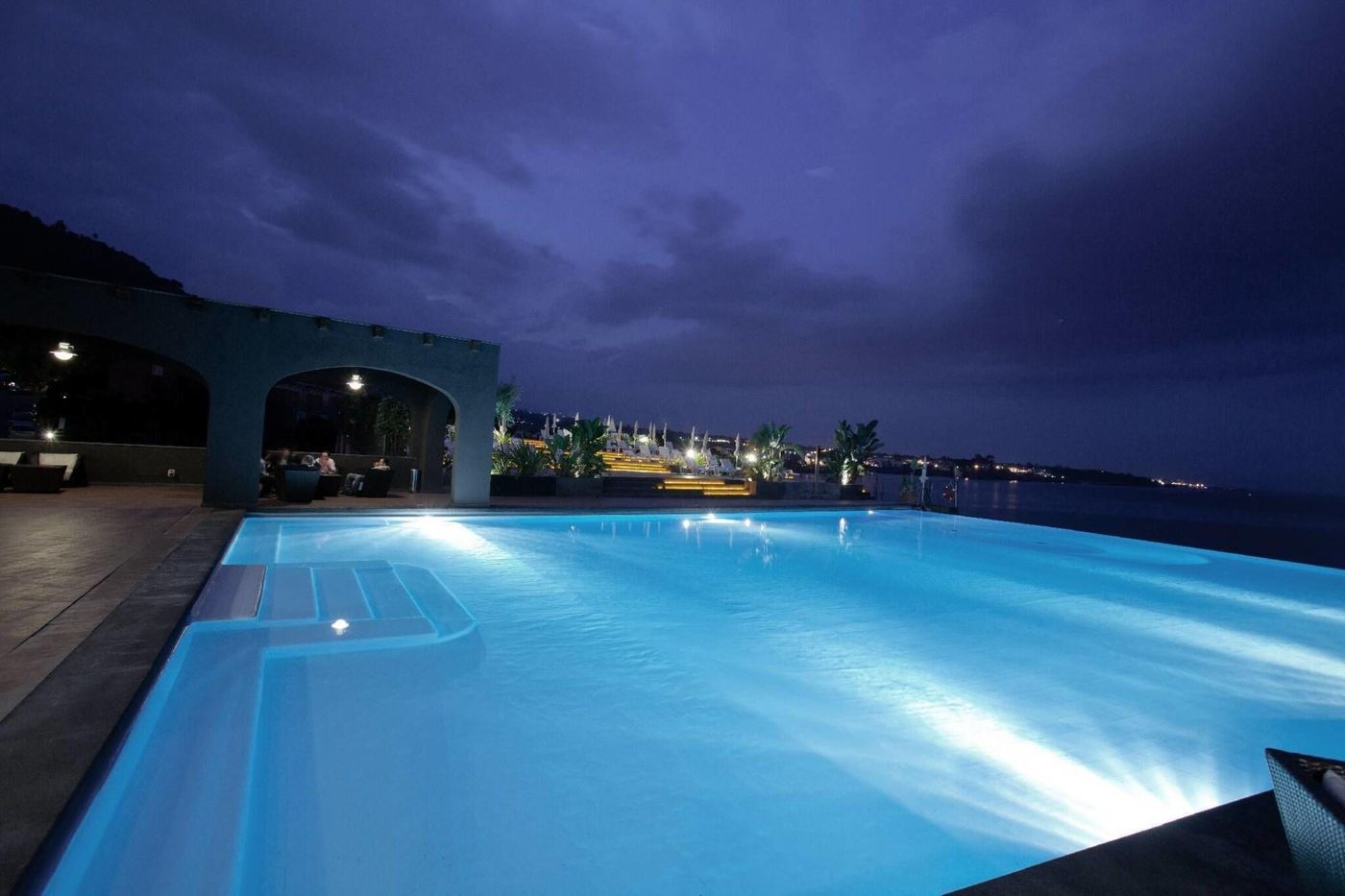 Santa-Tecla-Palace-Pool-12