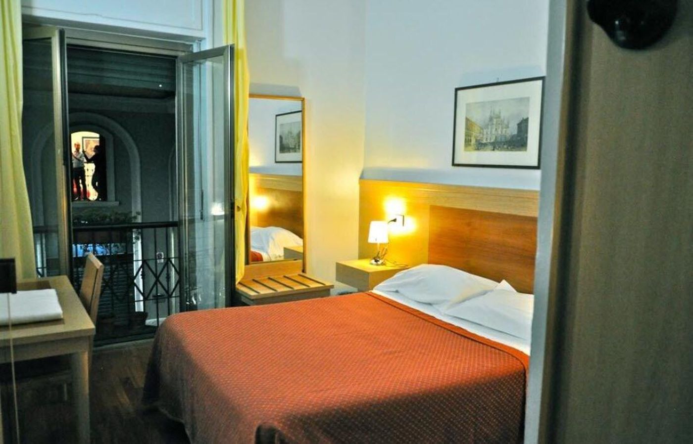 Hotel-Dover-Room-19