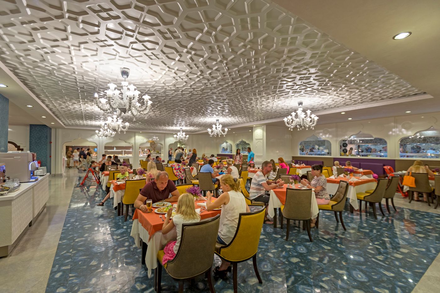 Royal-Taj-Mahal-Restaurant-42