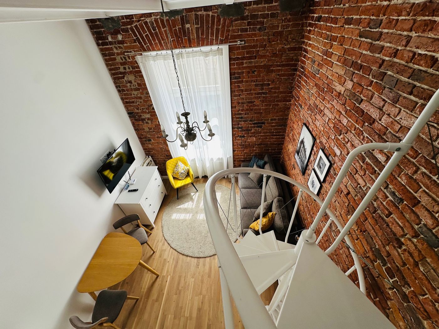 Antique-Apartments-Old-Town-Room-3