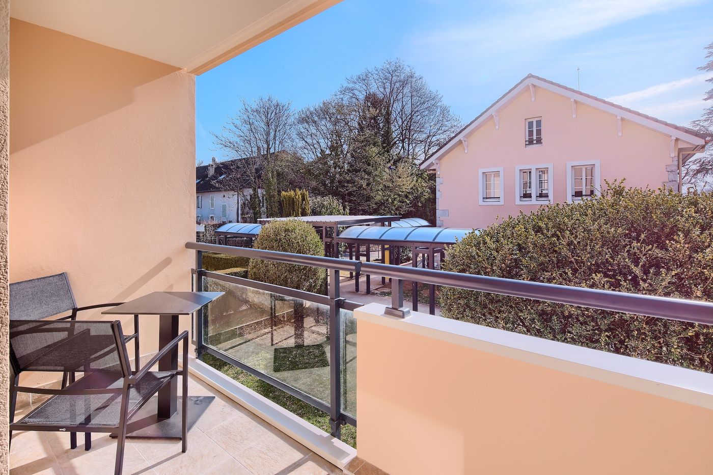 The Residence Hotel Geneva Airport Ferney Voltaire-France-Ferney-Voltaire-General view-9