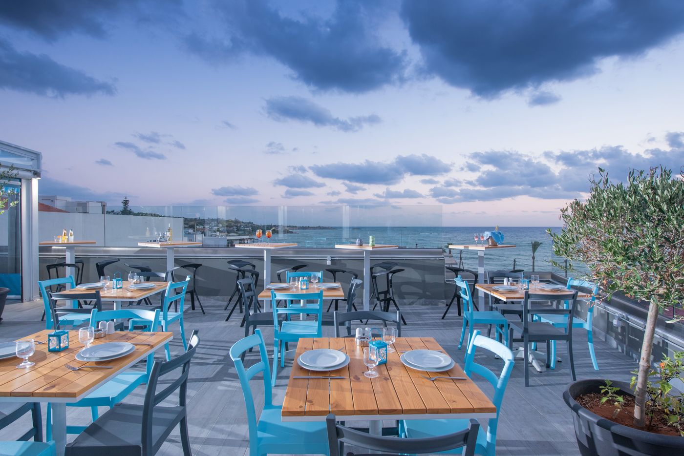 Smartline Infinity Blue Hotel