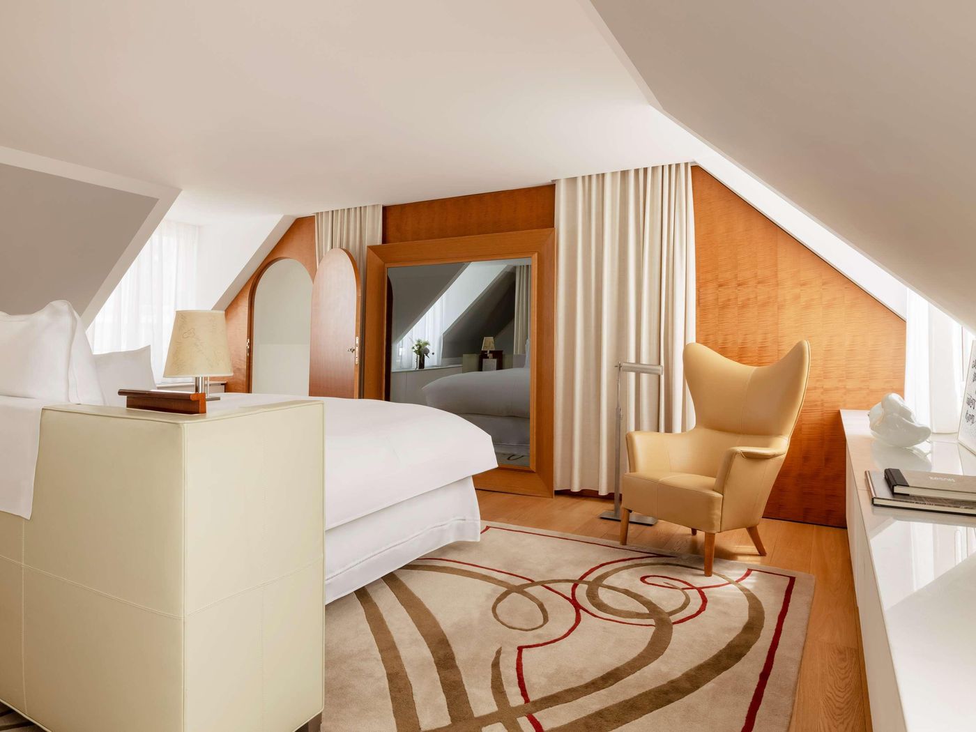 Le-Royal-Monceau---Raffles-Paris-Room-40