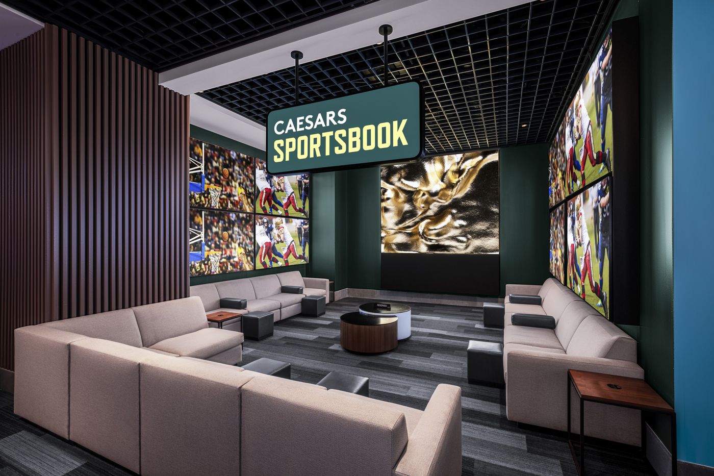 The-LINQ-Hotel-and-Casino---A-Caesars-Rewards-Destination-Sports-and-Entertainment-51