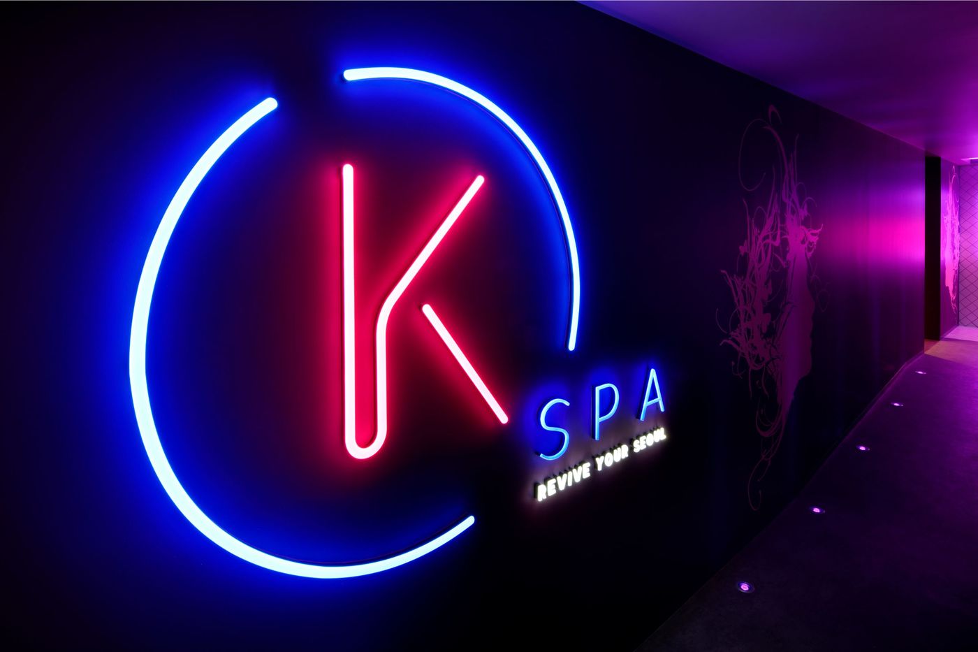 Movenpick-Bur-Dubai-Sports-and-Entertainment-71