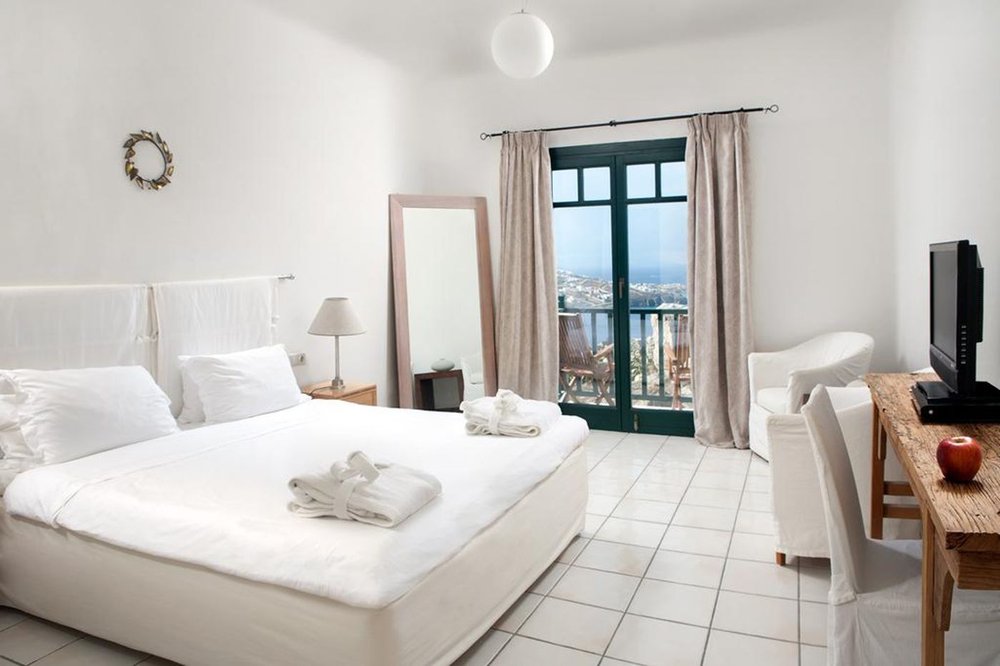 Tharroe-of-Mykonos-Room-16