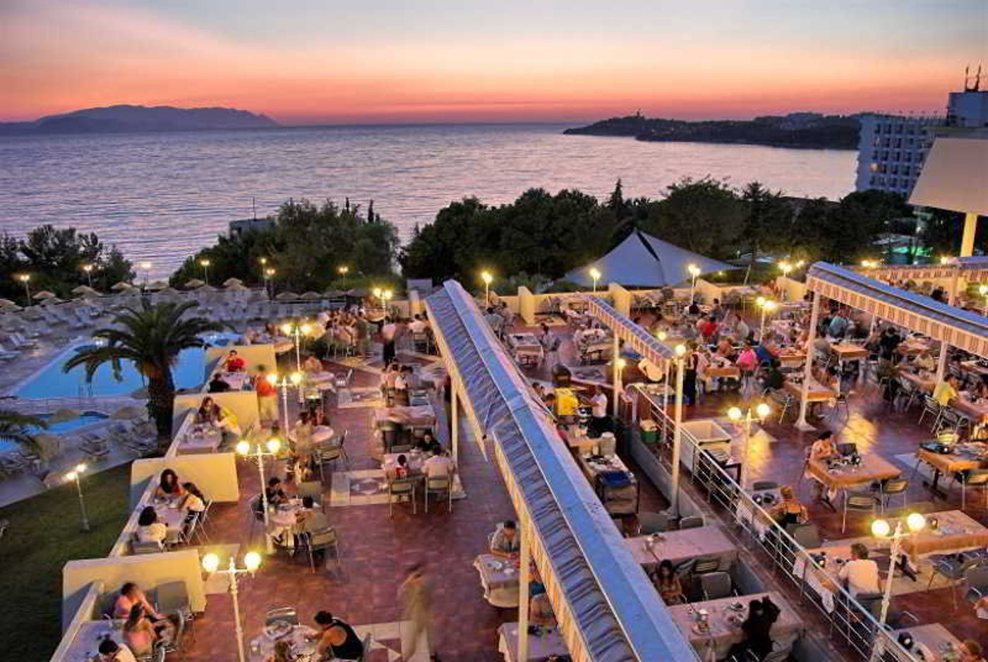 Vista-Hill-Restaurant-9