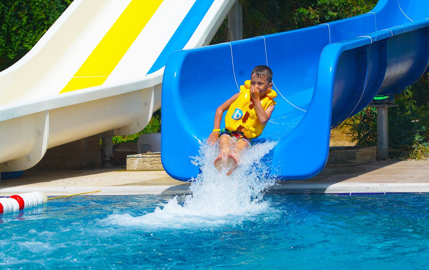 Club-Aqua-Plaza-Pool-13