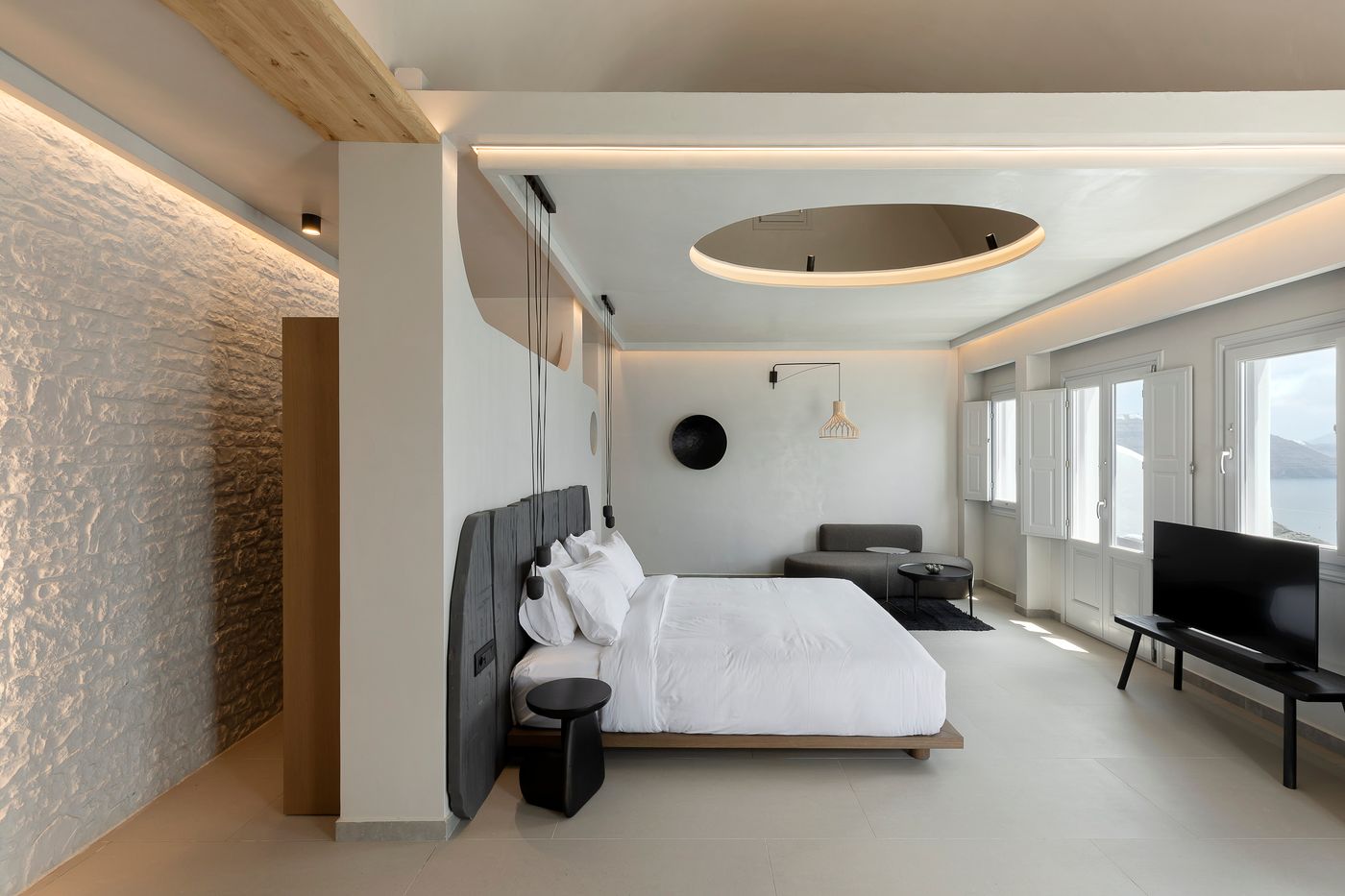 Hom-Santorini-Room-18