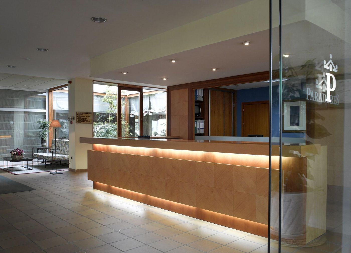 Parador-de-Benicarlo-Lobby-65