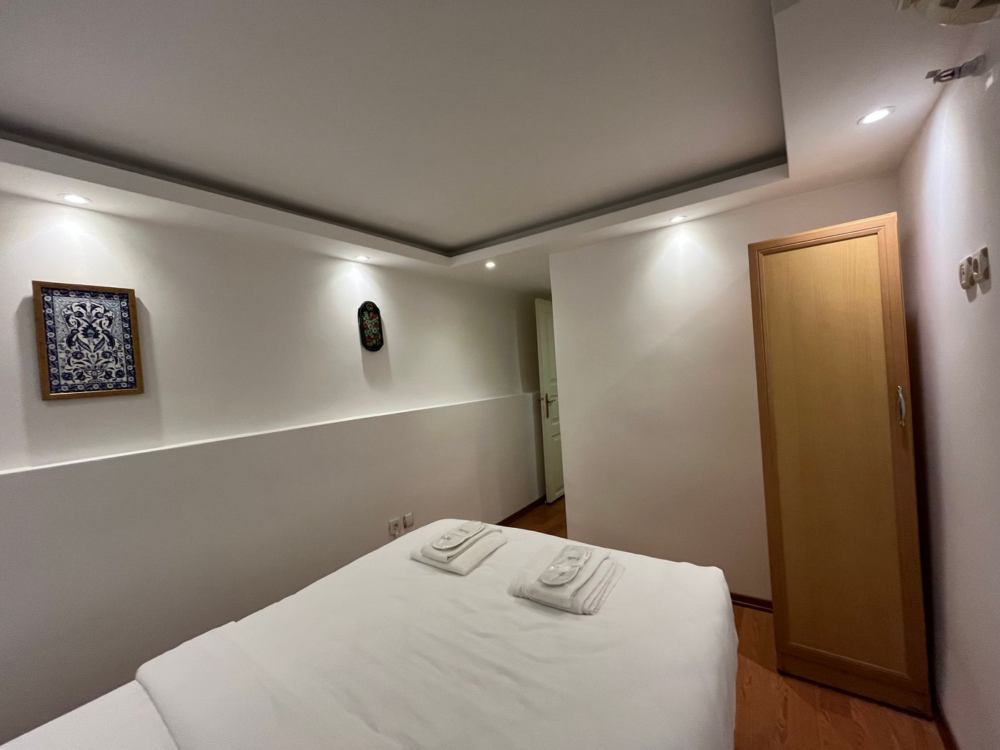 Le-Safran-Suite-Room-35