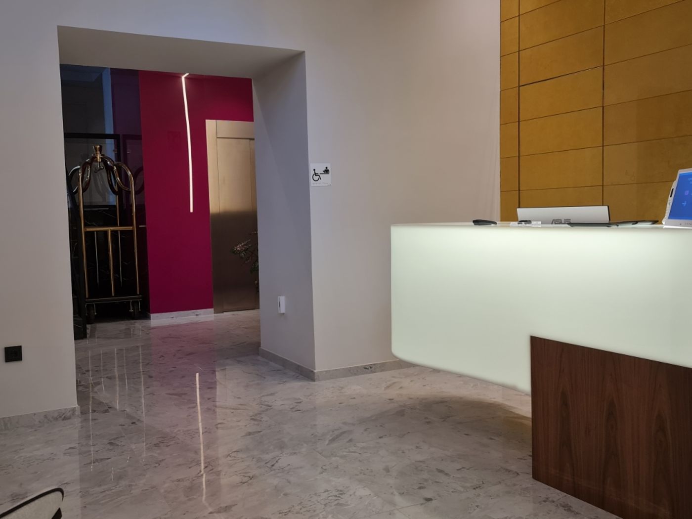 Hotel Sol Boutique-Spain-Santander-Lobby-8