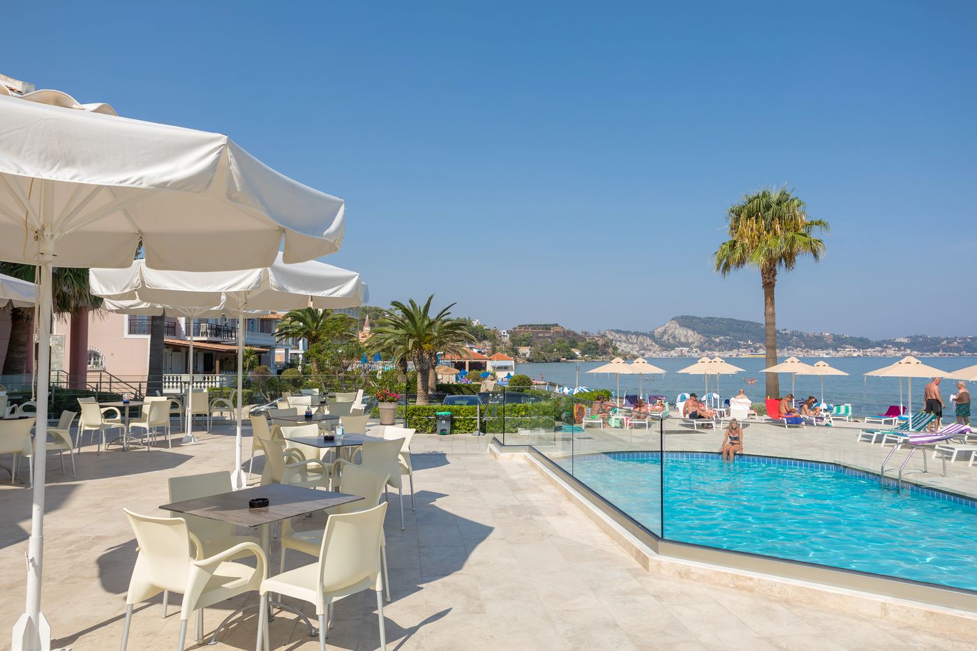 Xenos-Kamara-Beach-Pool-13