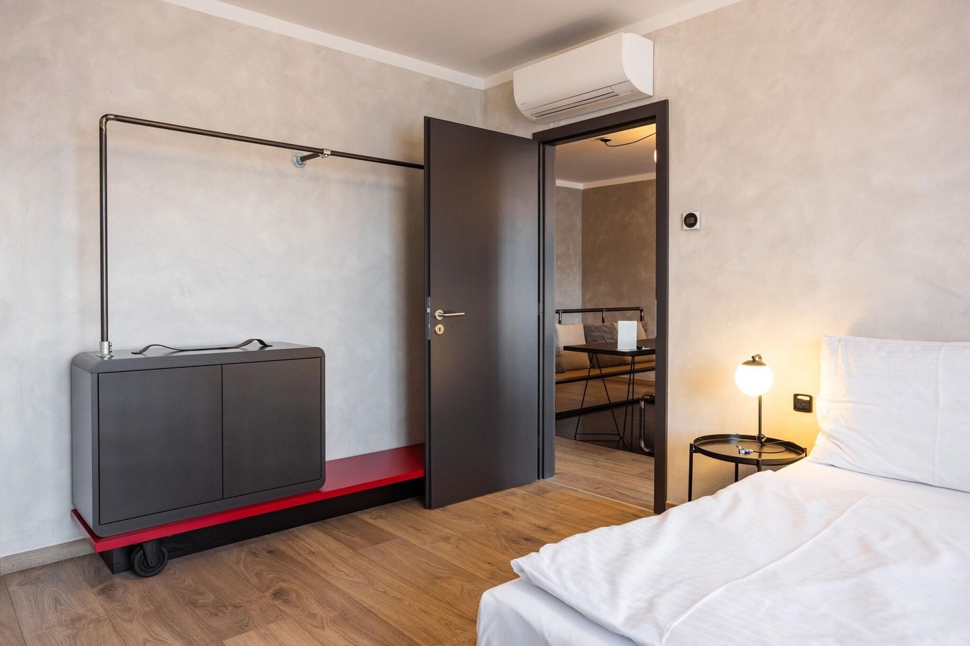 Miss-Sophie-s-Downtown-Room-50