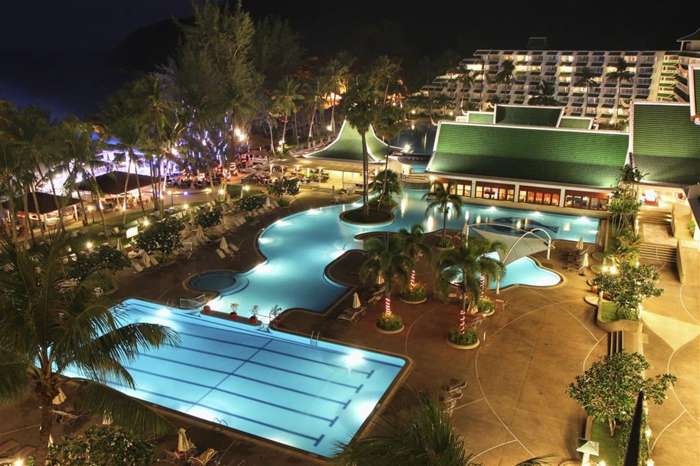 Le-Meridien-Phuket-Beach-Resort-General-view-7