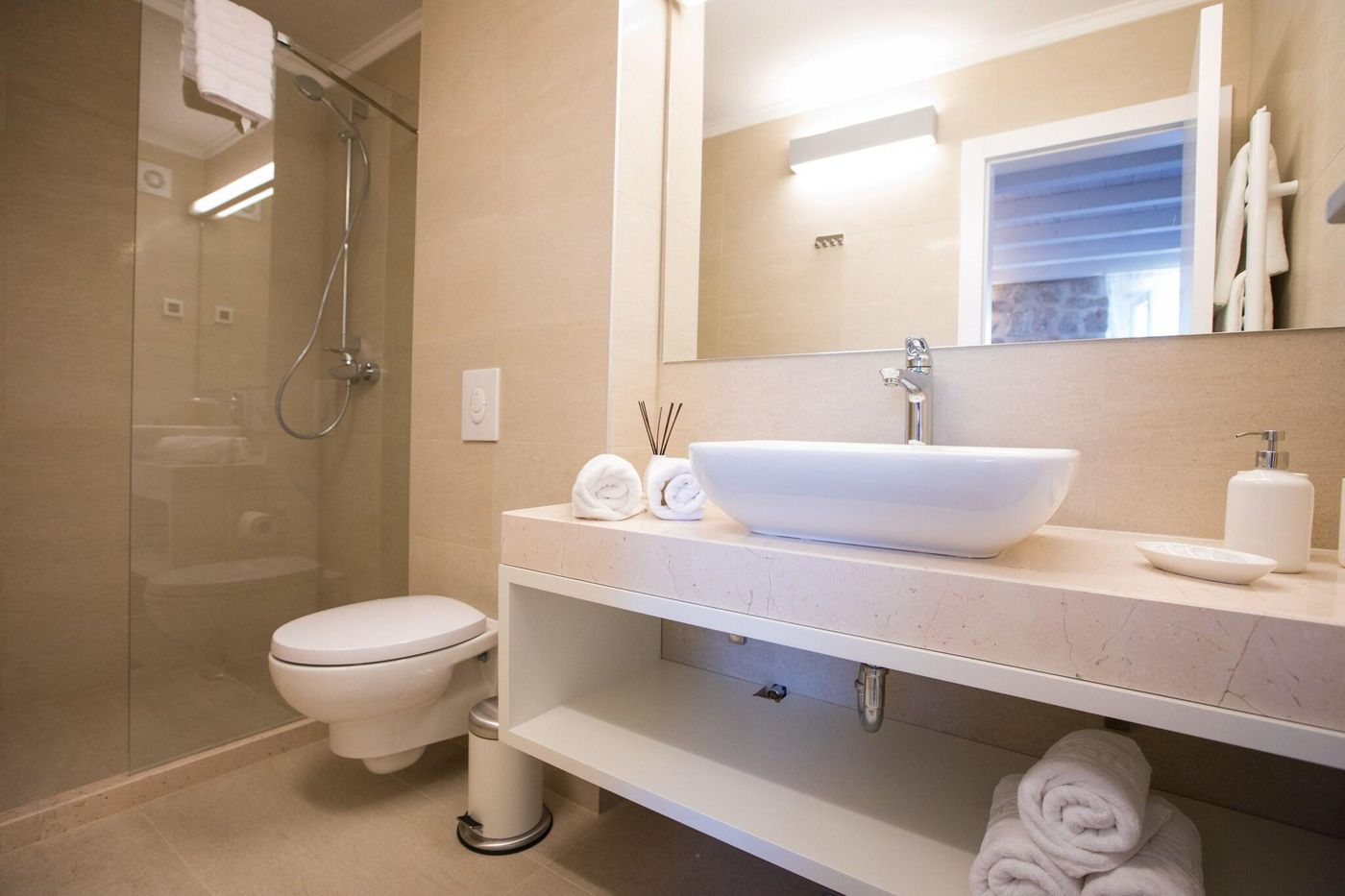 Bova-Luxury-Rooms-Room-29