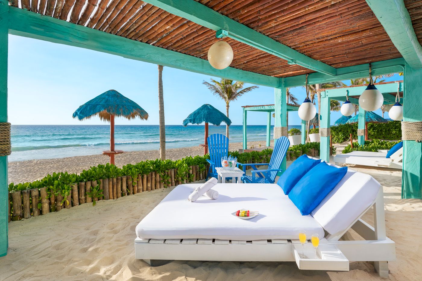 The-Pyramid-at-Grand-Oasis-General-view-88