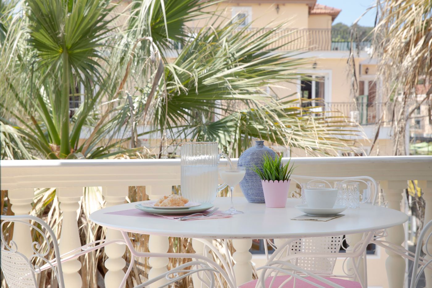 The-Alley-Hotel-Room-3