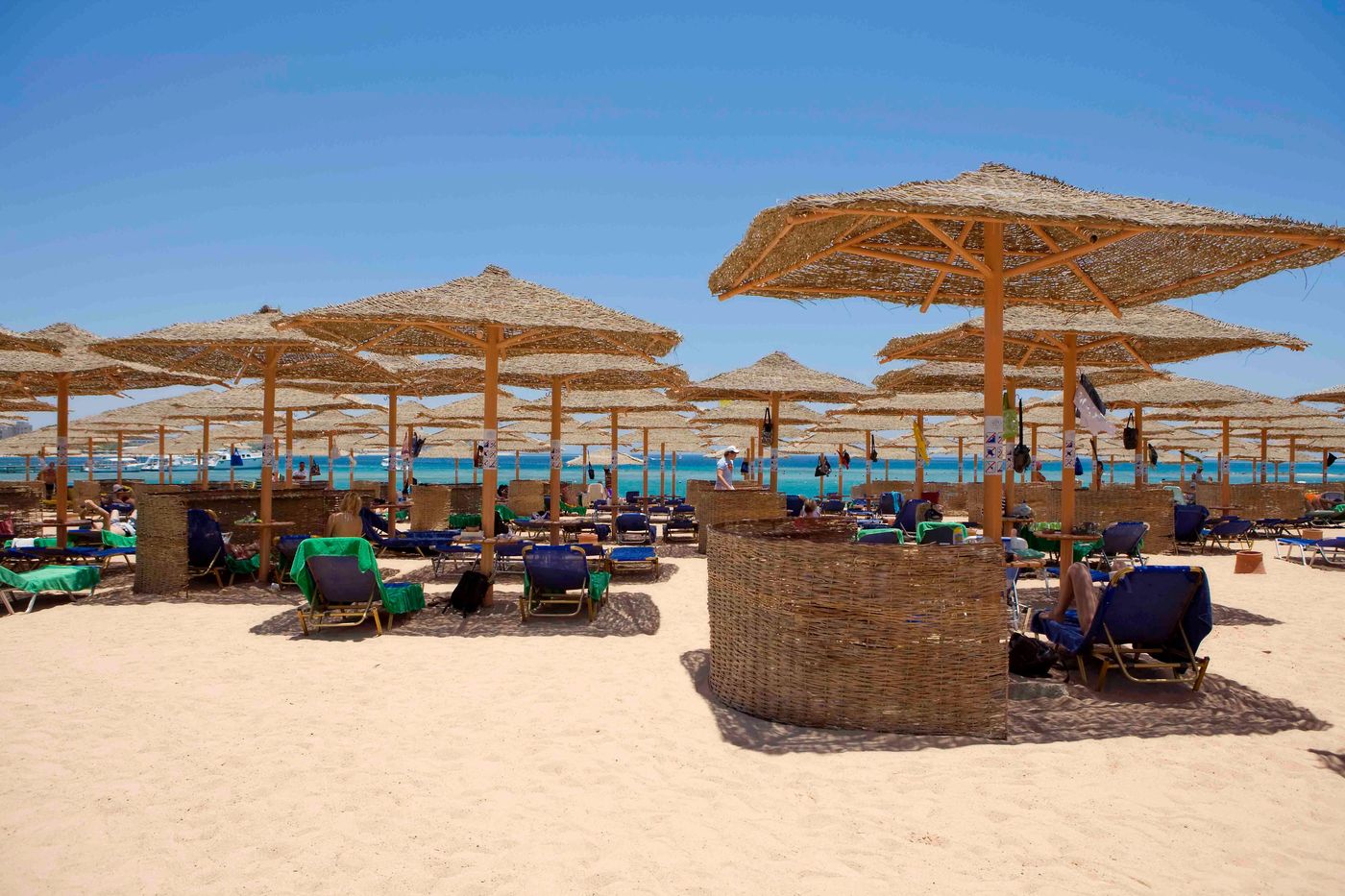 Jaz-Makadi-Star-Resort-and-Spa-Beach-51