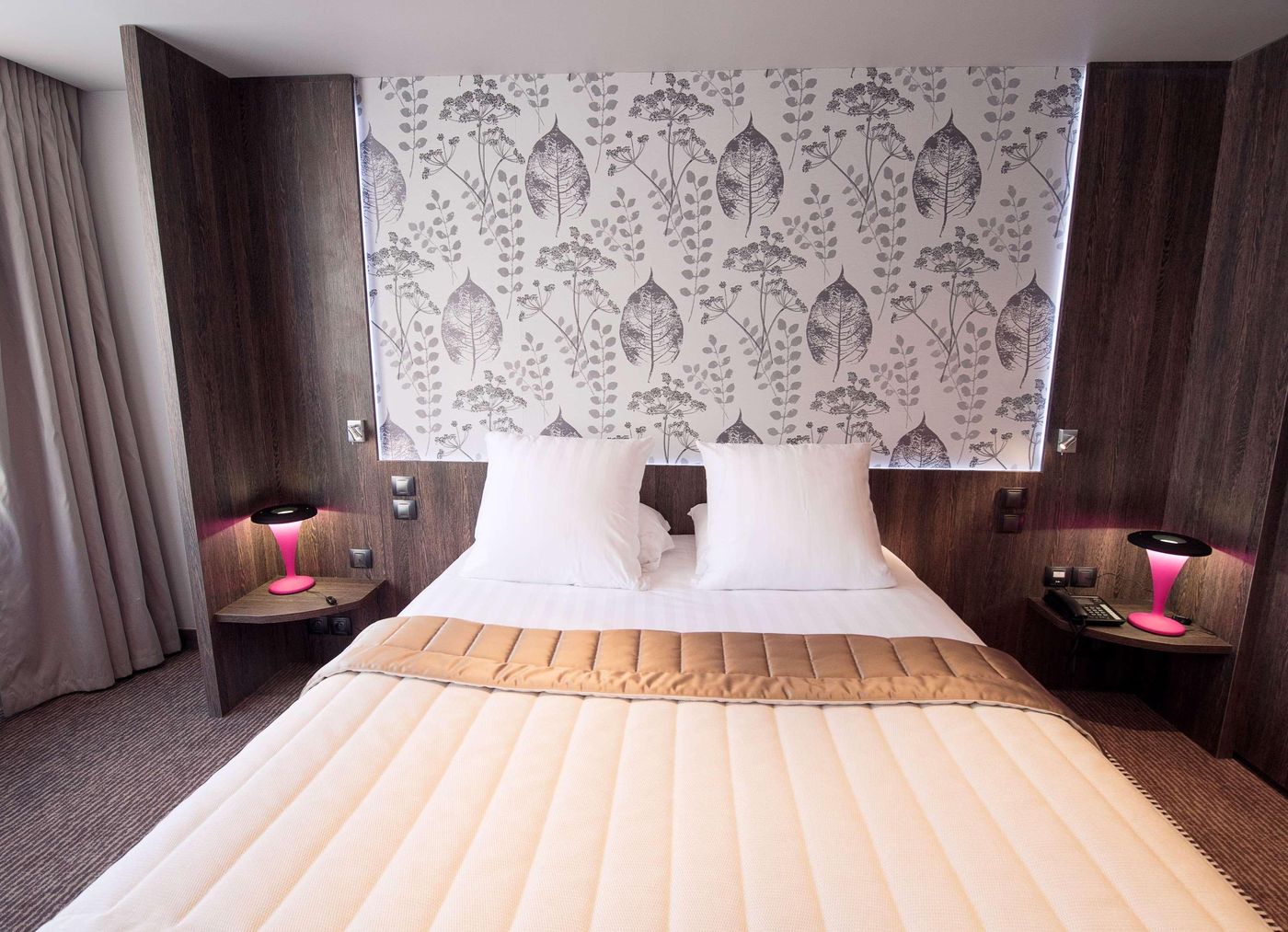 Best-Western-Premier-Patio-des-Artistes-Room-28