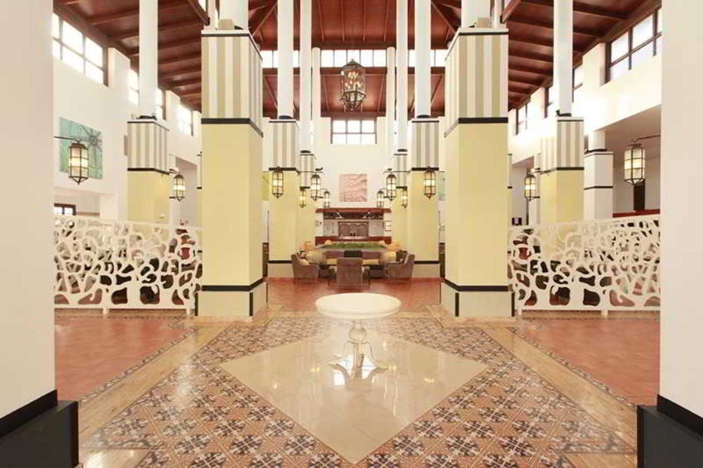 TUI-Magic-Life-Fuerteventura-Lobby-34