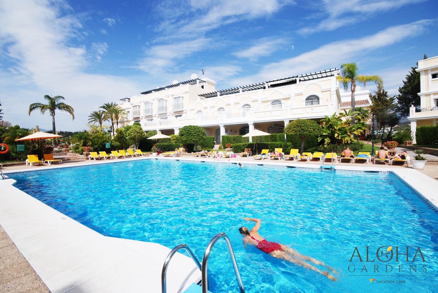 Aloha-Gardens-Pool-4