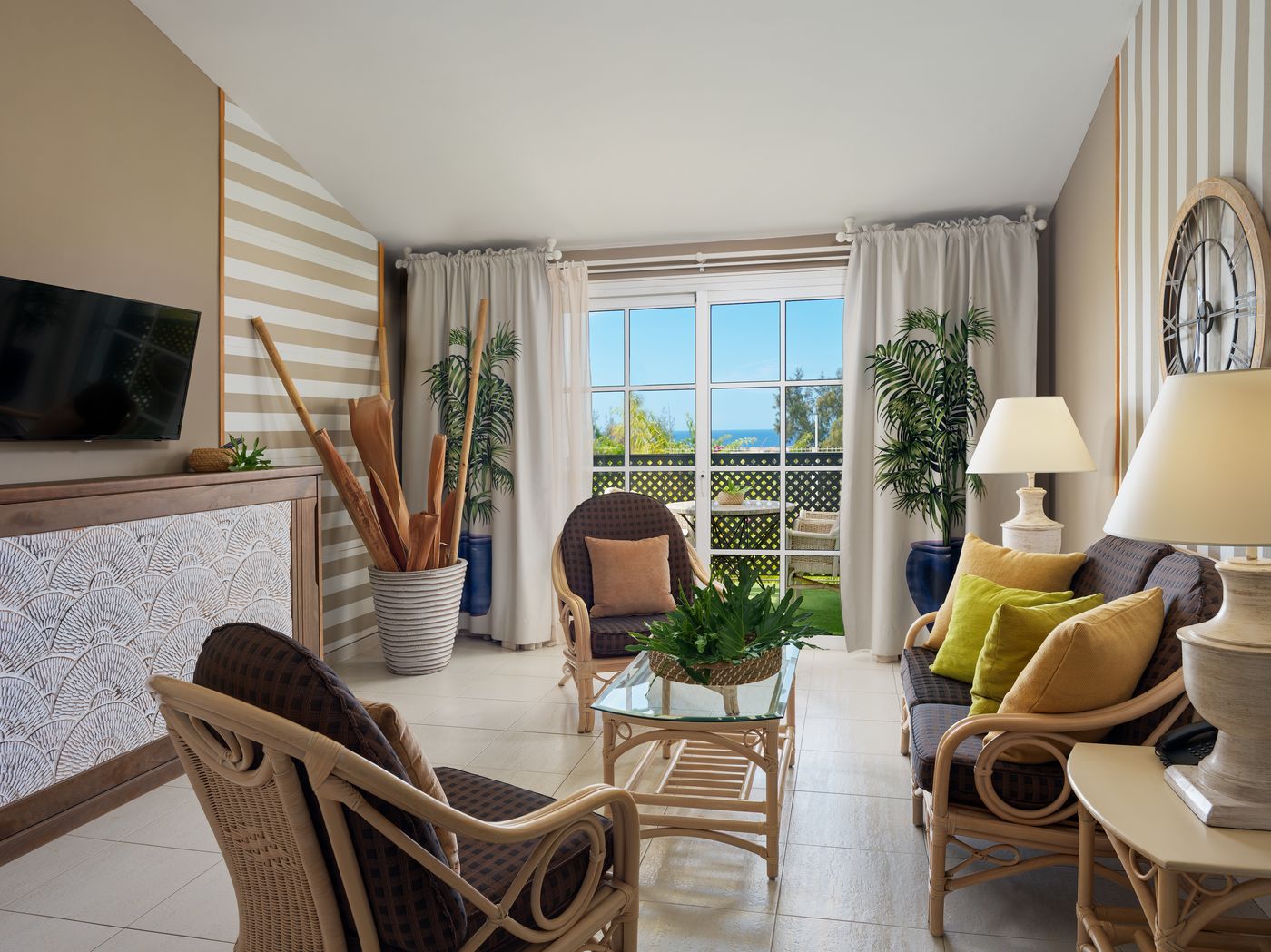 Gran-Oasis-Resort-Room-47