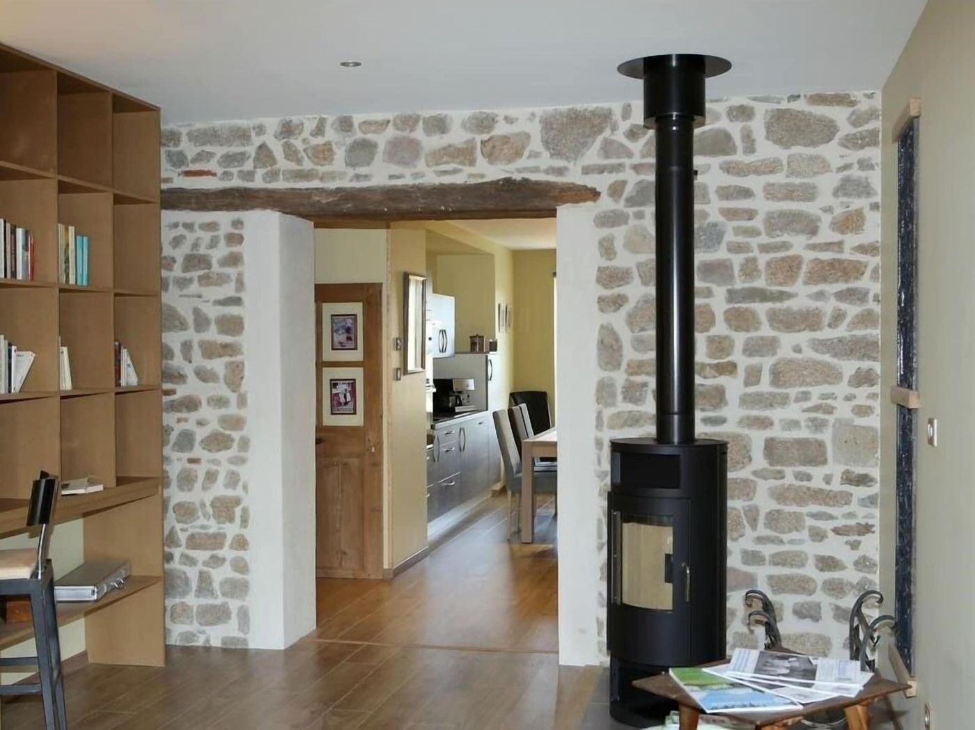 Aux Pierres Magiques - France - SAINT-LAURENT-DE-CHAMOUSSET - Lobby - 2