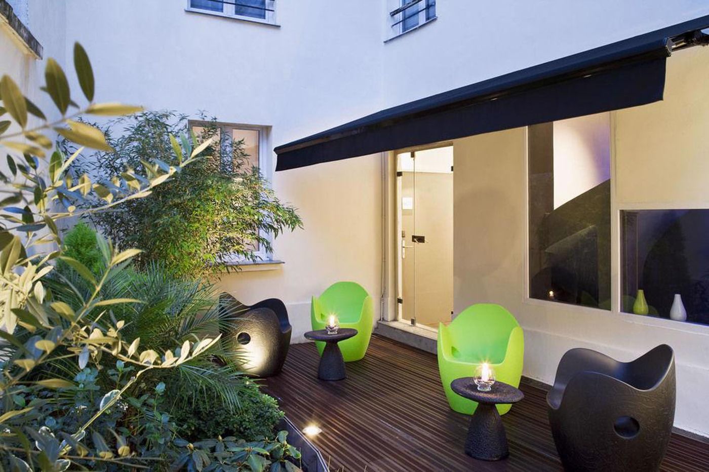 ATN-Hotel-Paris-St-Lazare-Terrace-43