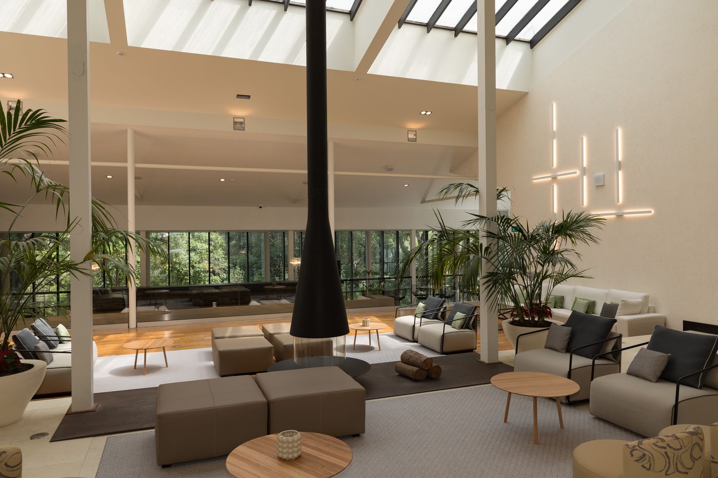 Hotel-NH-Sotogrande-Lobby-33