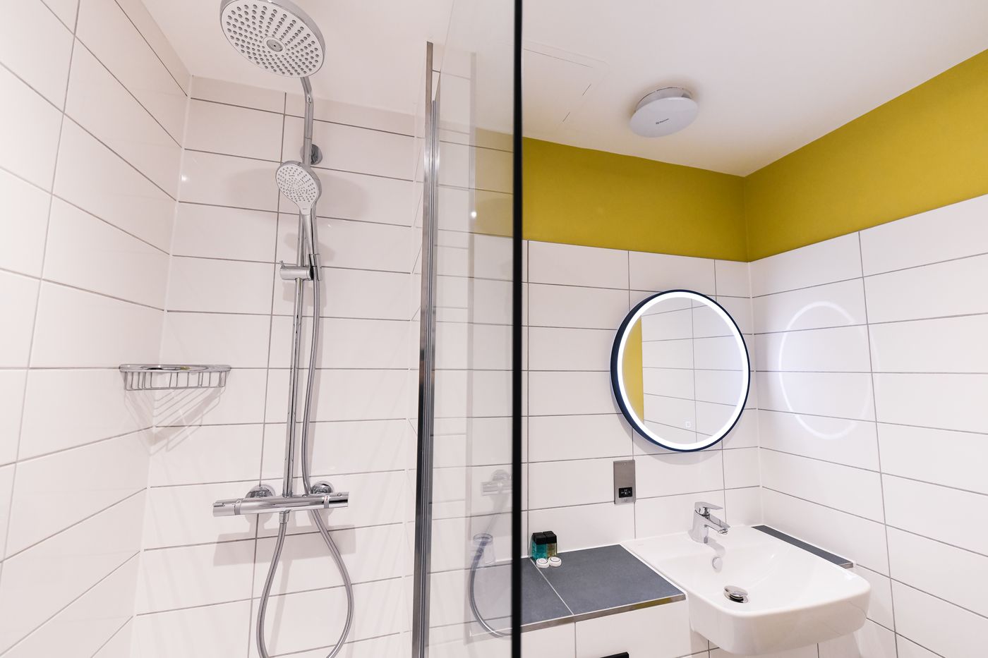 Byron - United Kingdom - LONDON - Room - 5