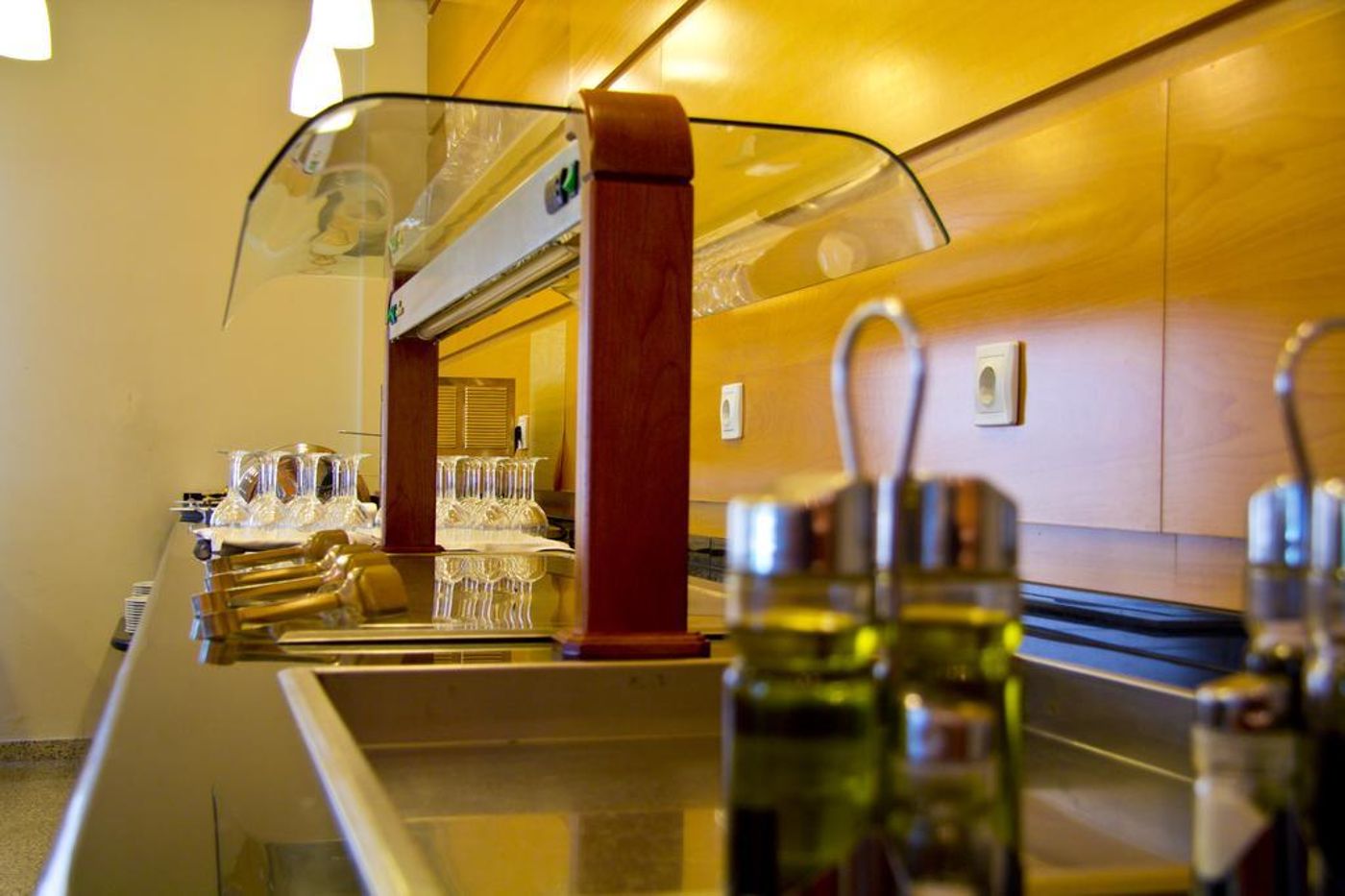 Gran-Hotel-Victoria-Restaurant-16