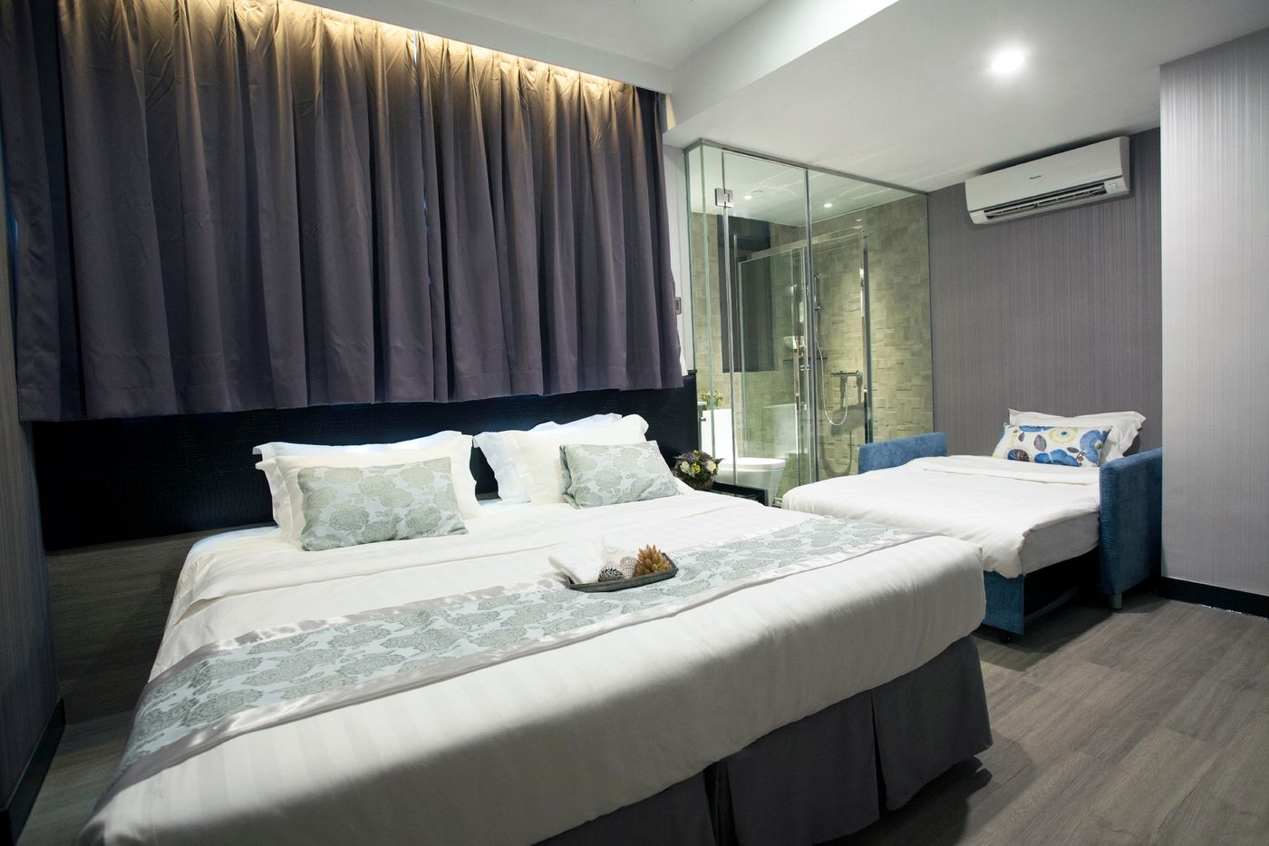 M1-Hotel-North-Point-Room-10