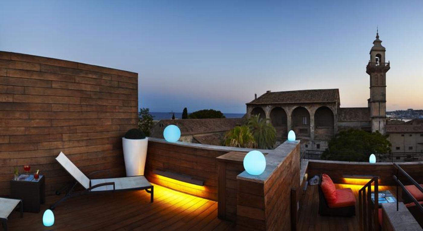 Hotel Santa Clara Urban Hotel & Spa