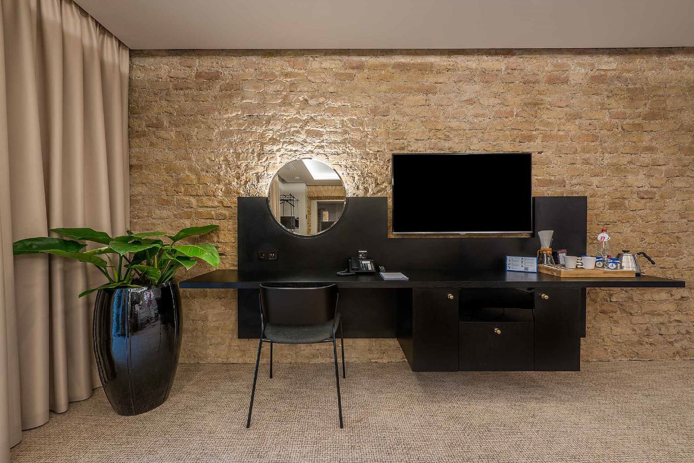 Artagonist Art Hotel-Lithuania-VILNIUS-General view-5