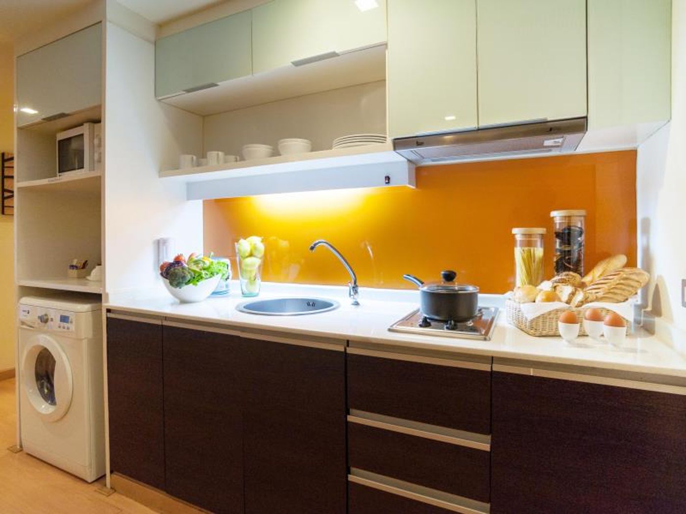 Aspen-Suites-Sukhumvit-2-Room-38